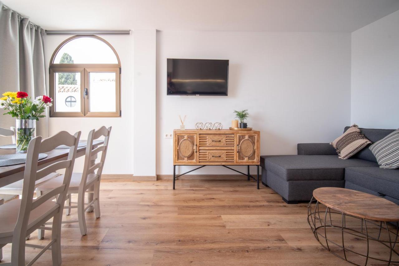 Freshly Renovated, Modern Penthouse Pueblo Evita! Benalmádena Exteriör bild